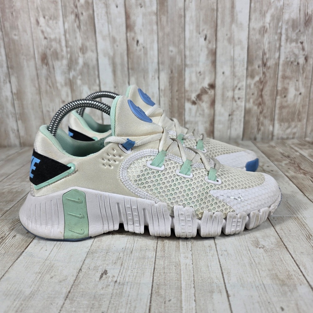 Nike Free Metcon 5 Women's Training Shoes Light Cream Mint CZ0596 100‎ US 7.5